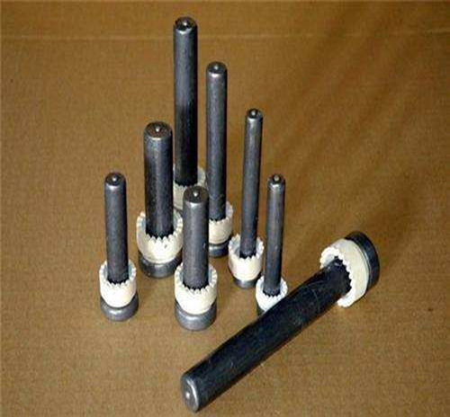 朝磊緊固件專業(yè)生產(chǎn)M16圓柱頭焊釘，滿足長(zhǎng)期加工與大批量需求